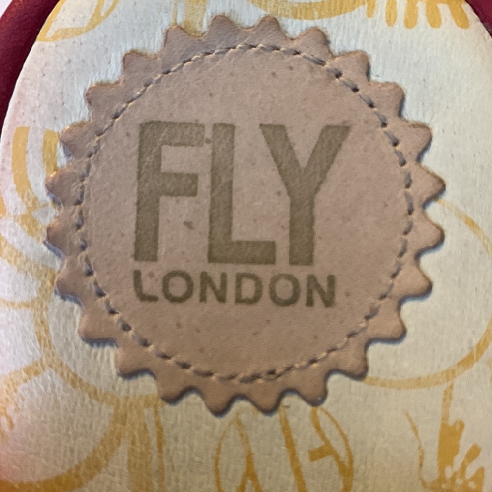 EUC FLY LONDON red sandals - Picture 5 of 6